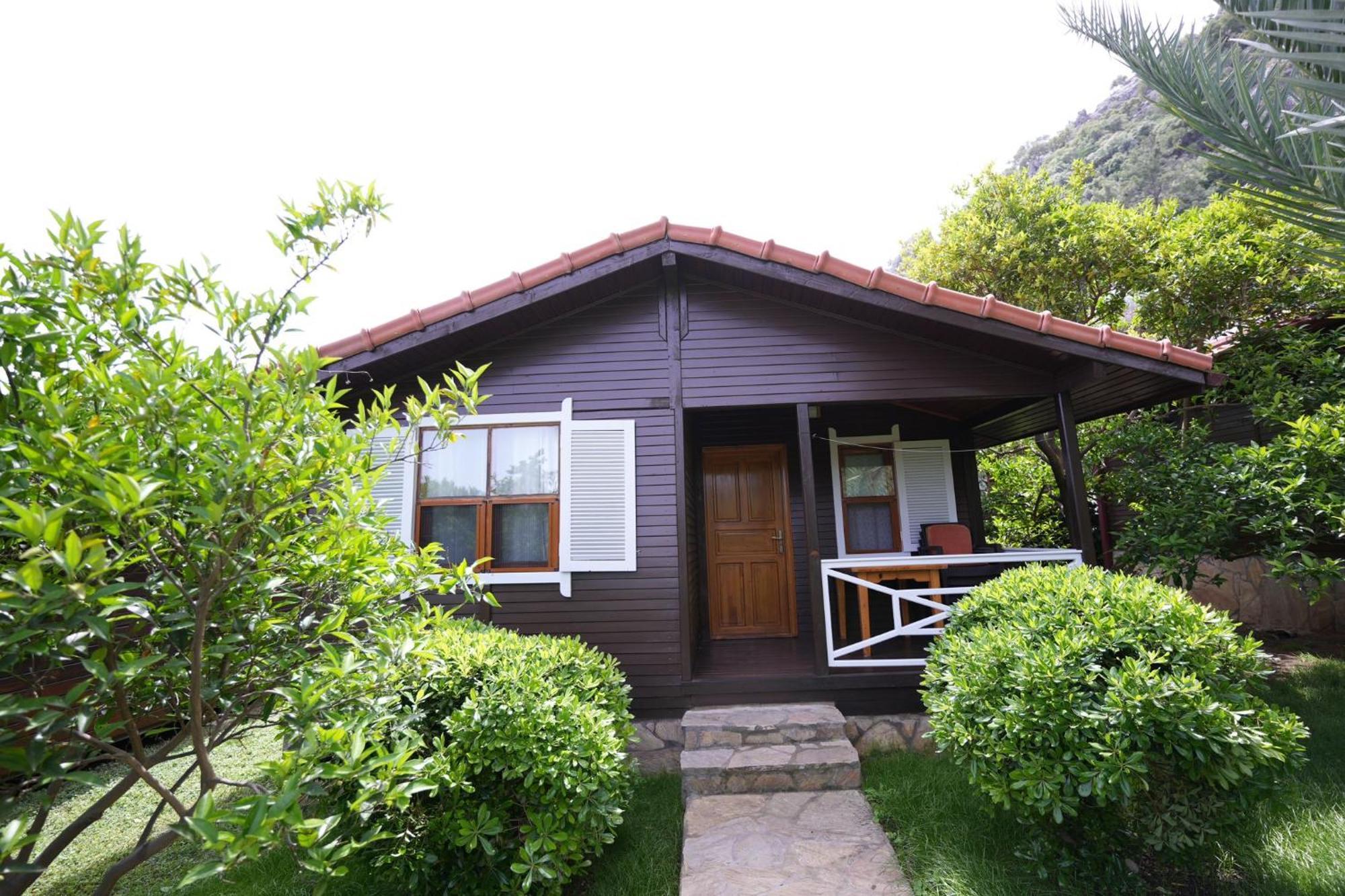 Cirali Hotel מלון 3*